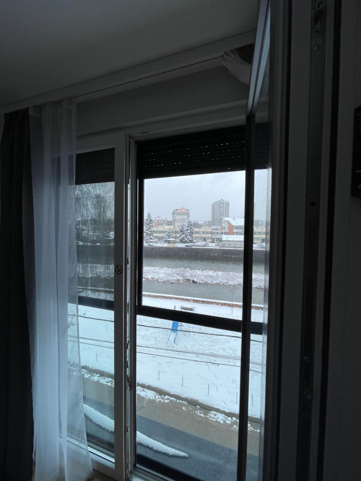 Riverside Ниш Экстерьер фото
